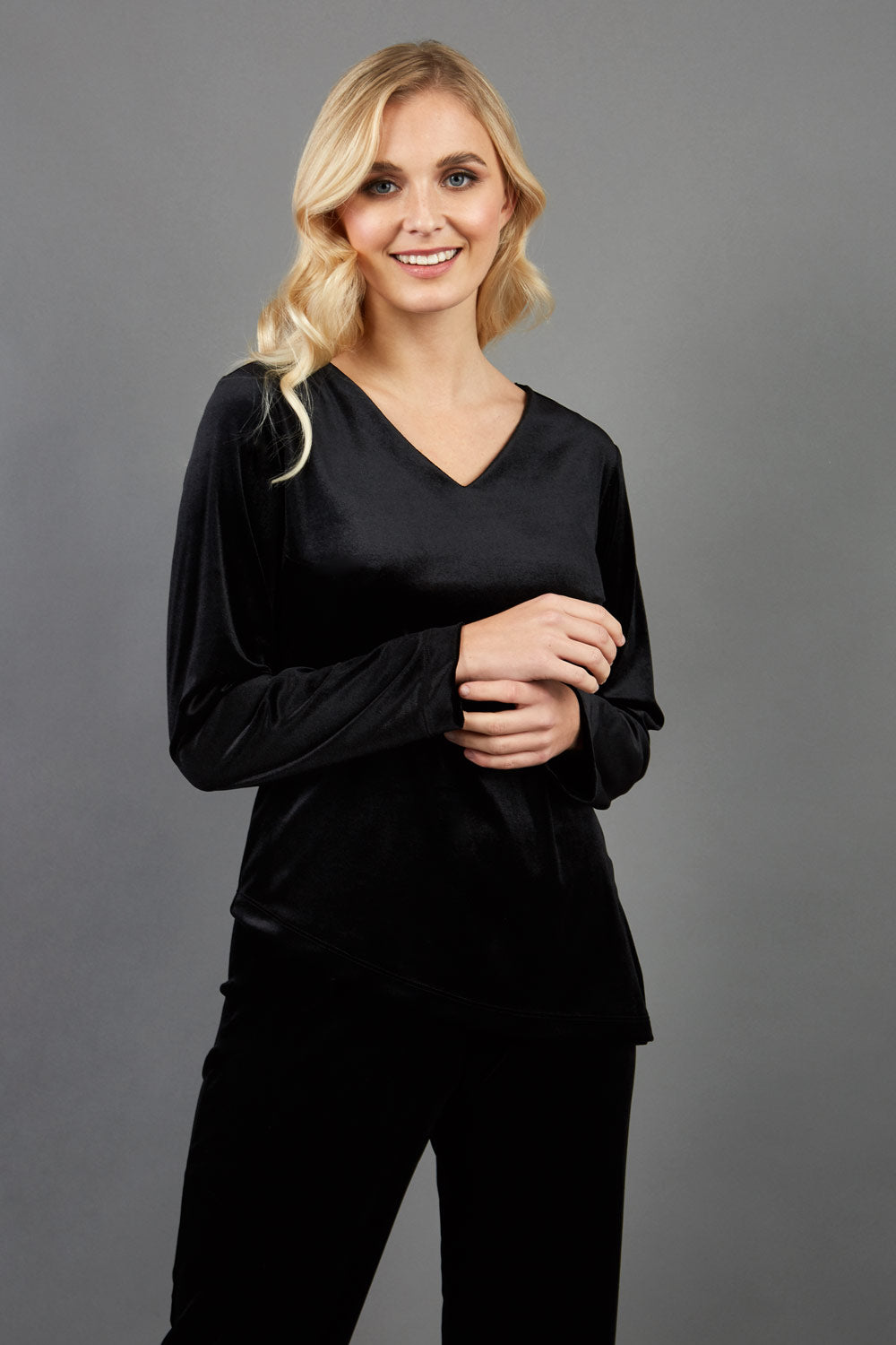 Dahlia Sleeved Velvet Top in Black – Diva Catwalk, image 4