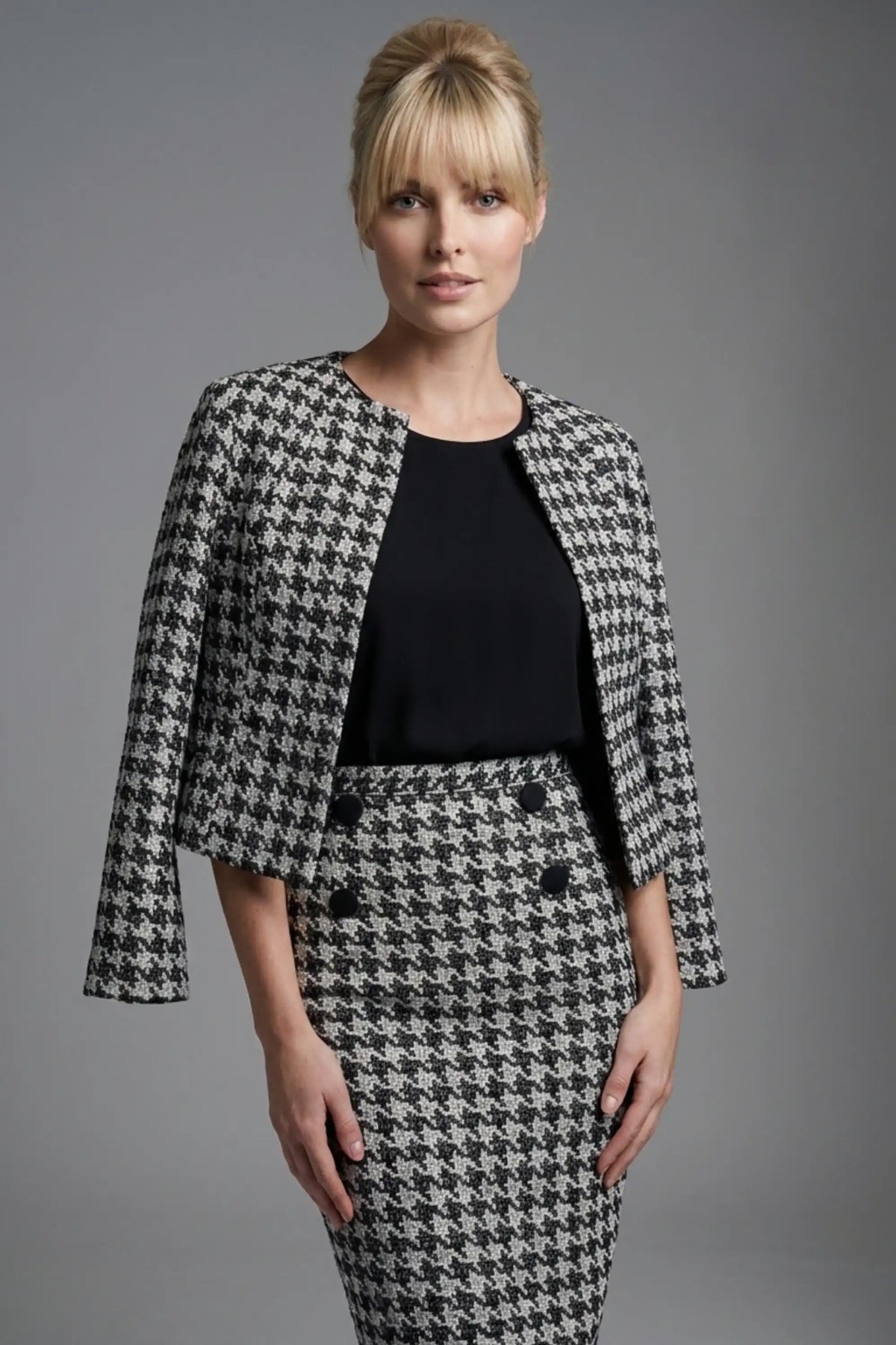 Kaira Cropped Dogtooth Stretch Jacket – Diva Catwalk, image 2