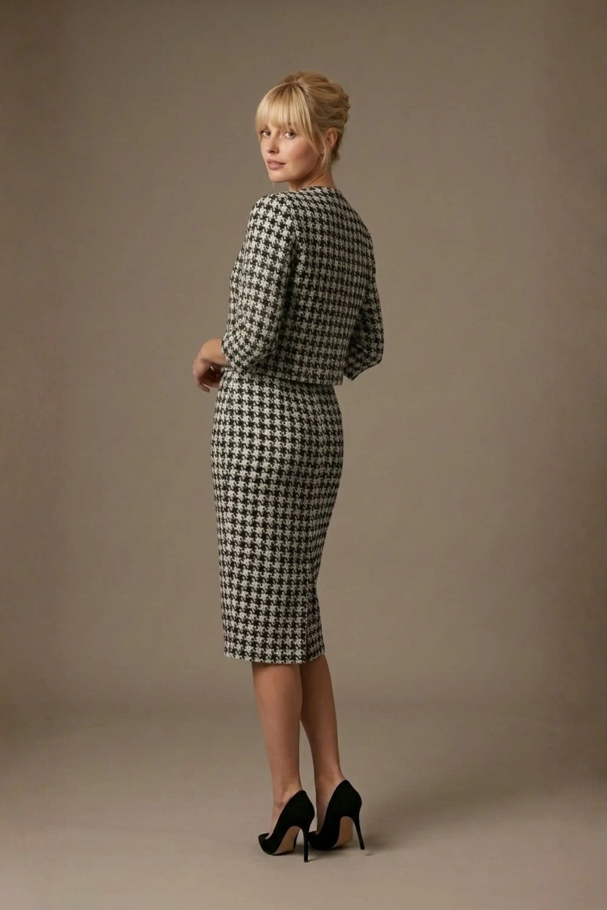 Solara Dogtooth Stretch Pencil Skirt – Diva Catwalk, image 13
