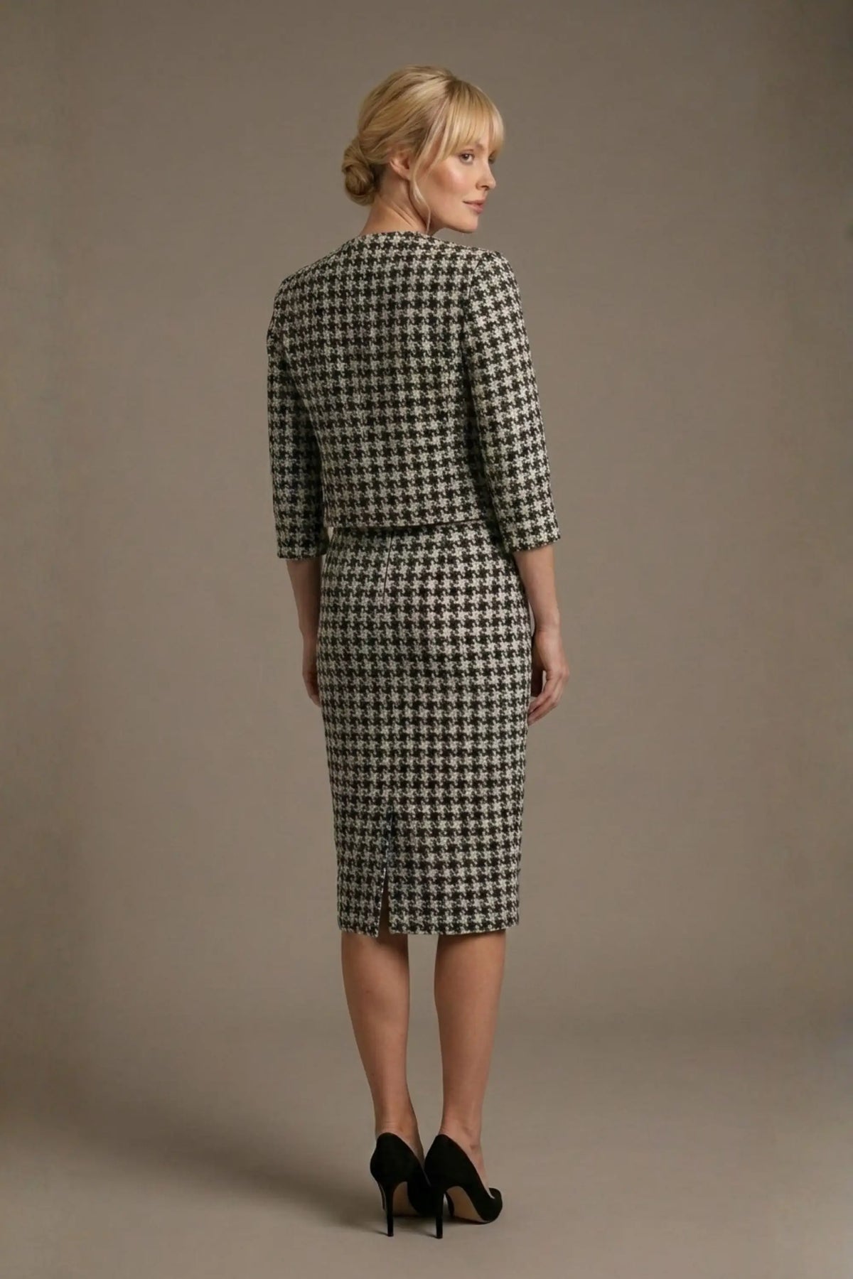 Kaira Cropped Dogtooth Stretch Jacket – Diva Catwalk, image 16