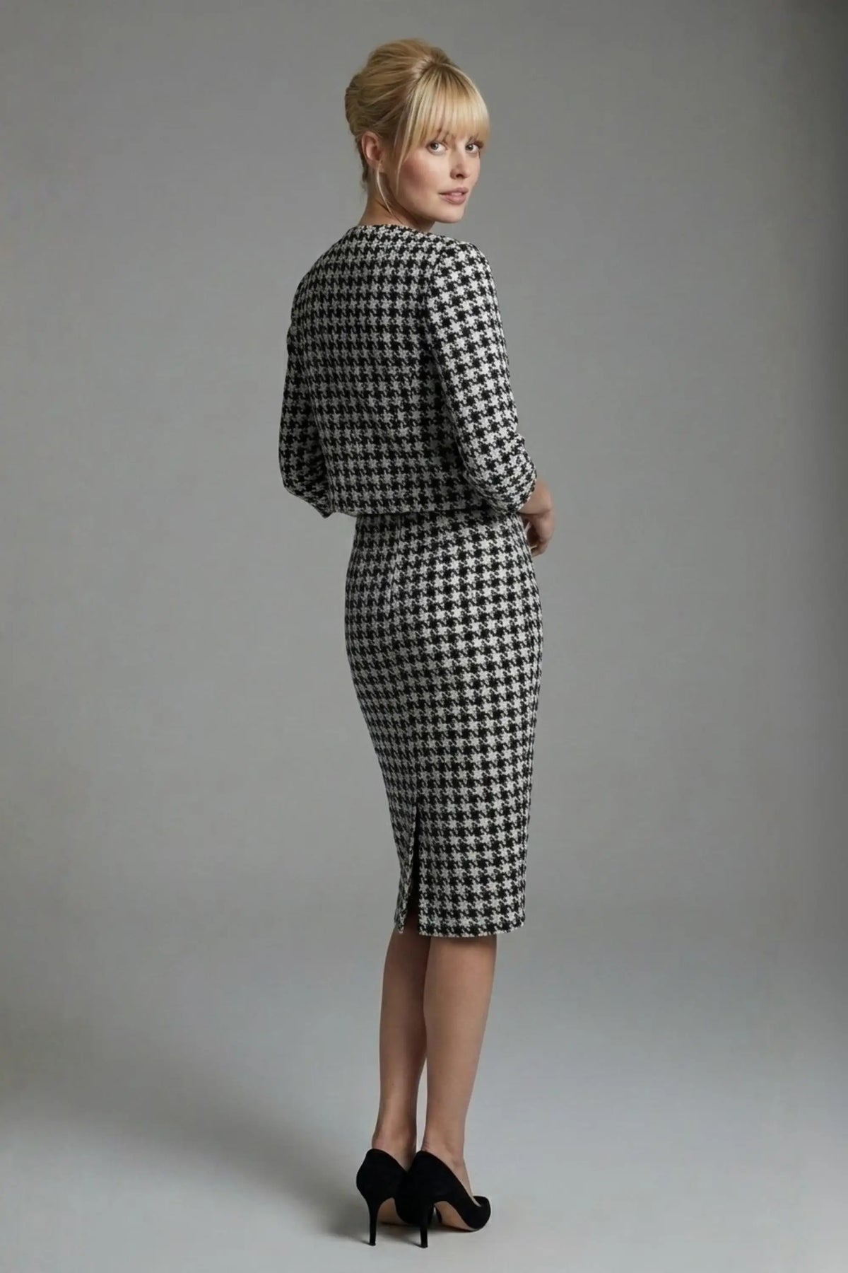 Solara Dogtooth Stretch Pencil Skirt – Diva Catwalk, image 16