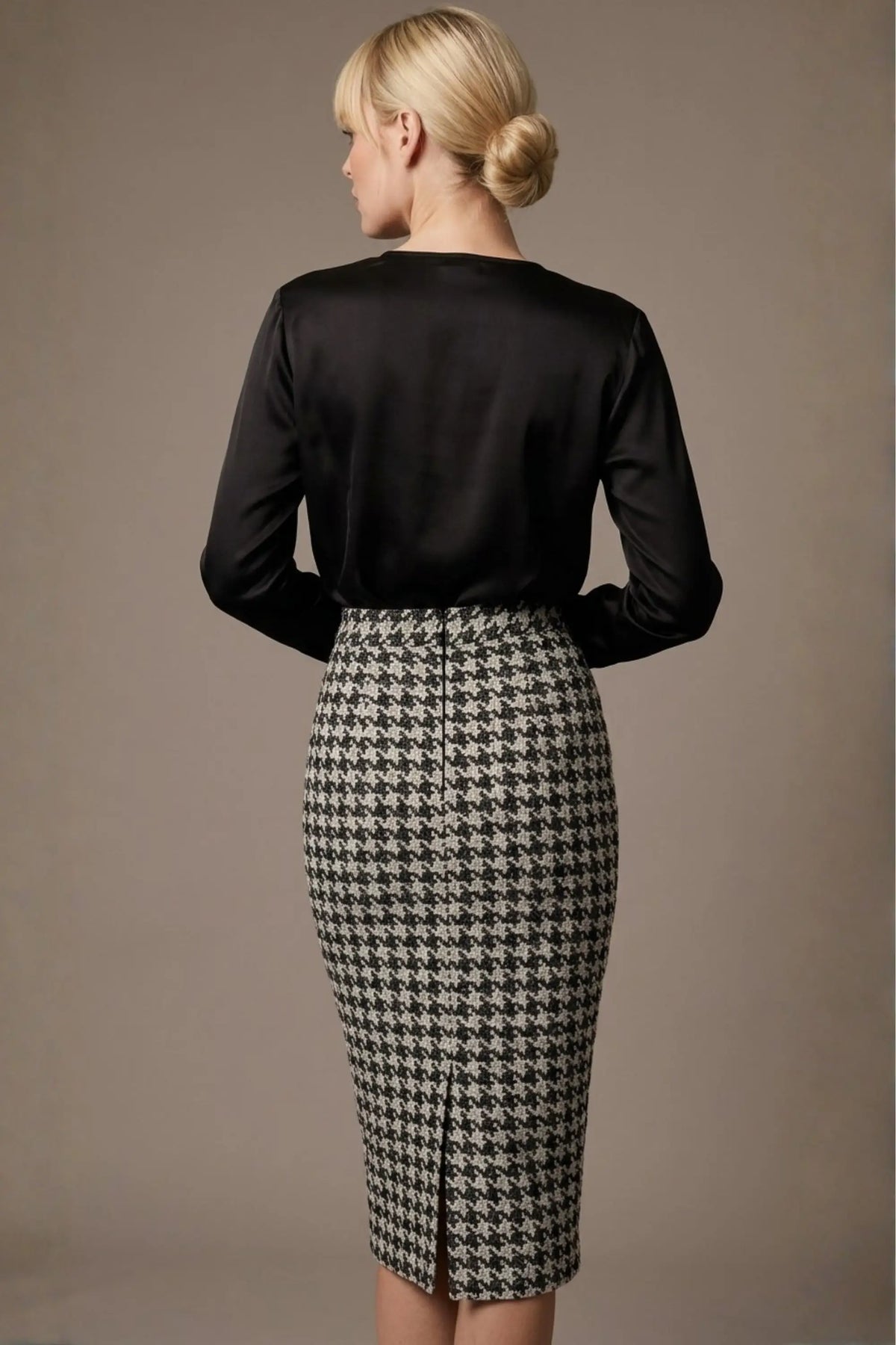 Solara Dogtooth Stretch Pencil Skirt – Diva Catwalk, image 18