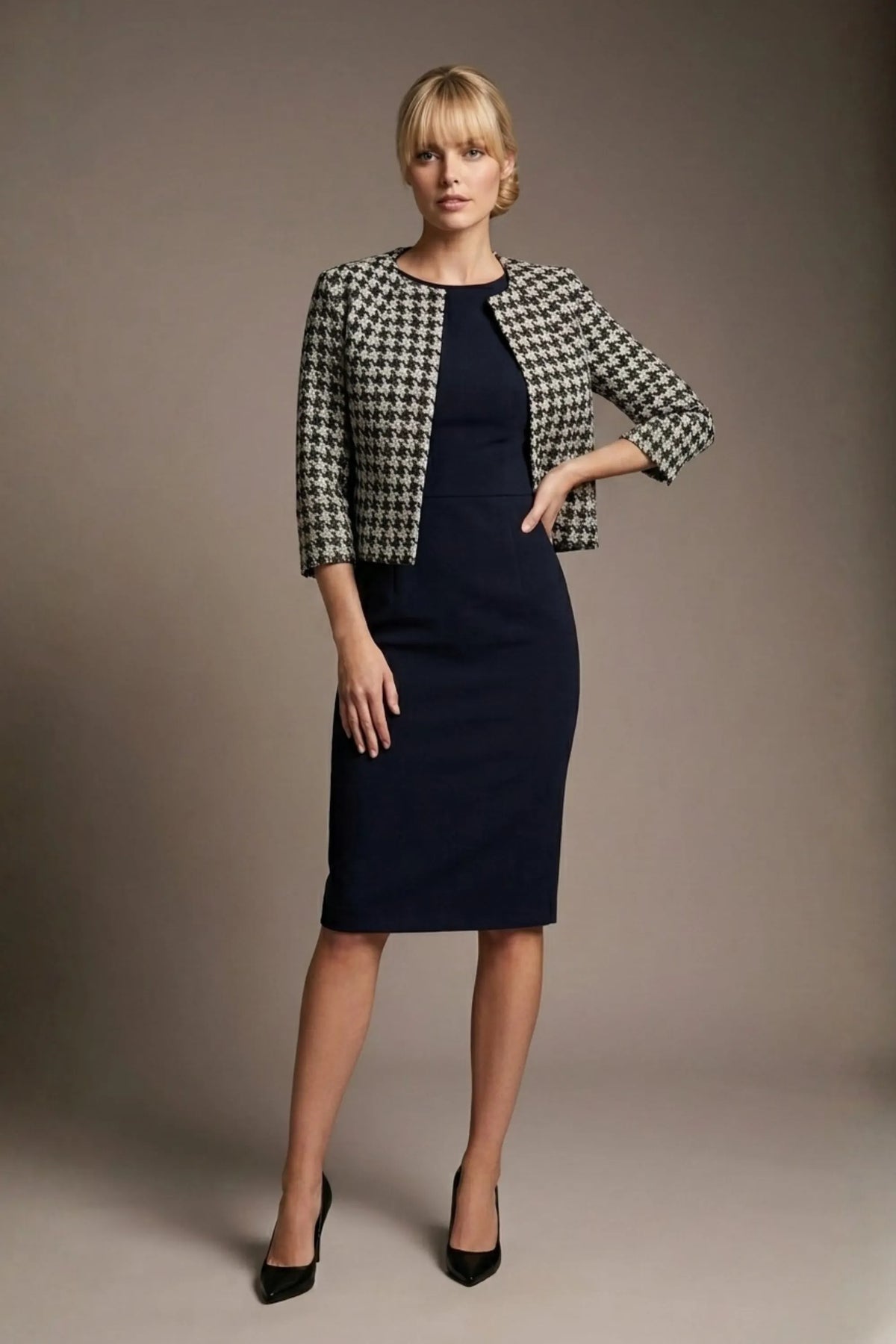 Kaira Cropped Dogtooth Stretch Jacket – Diva Catwalk, image 22