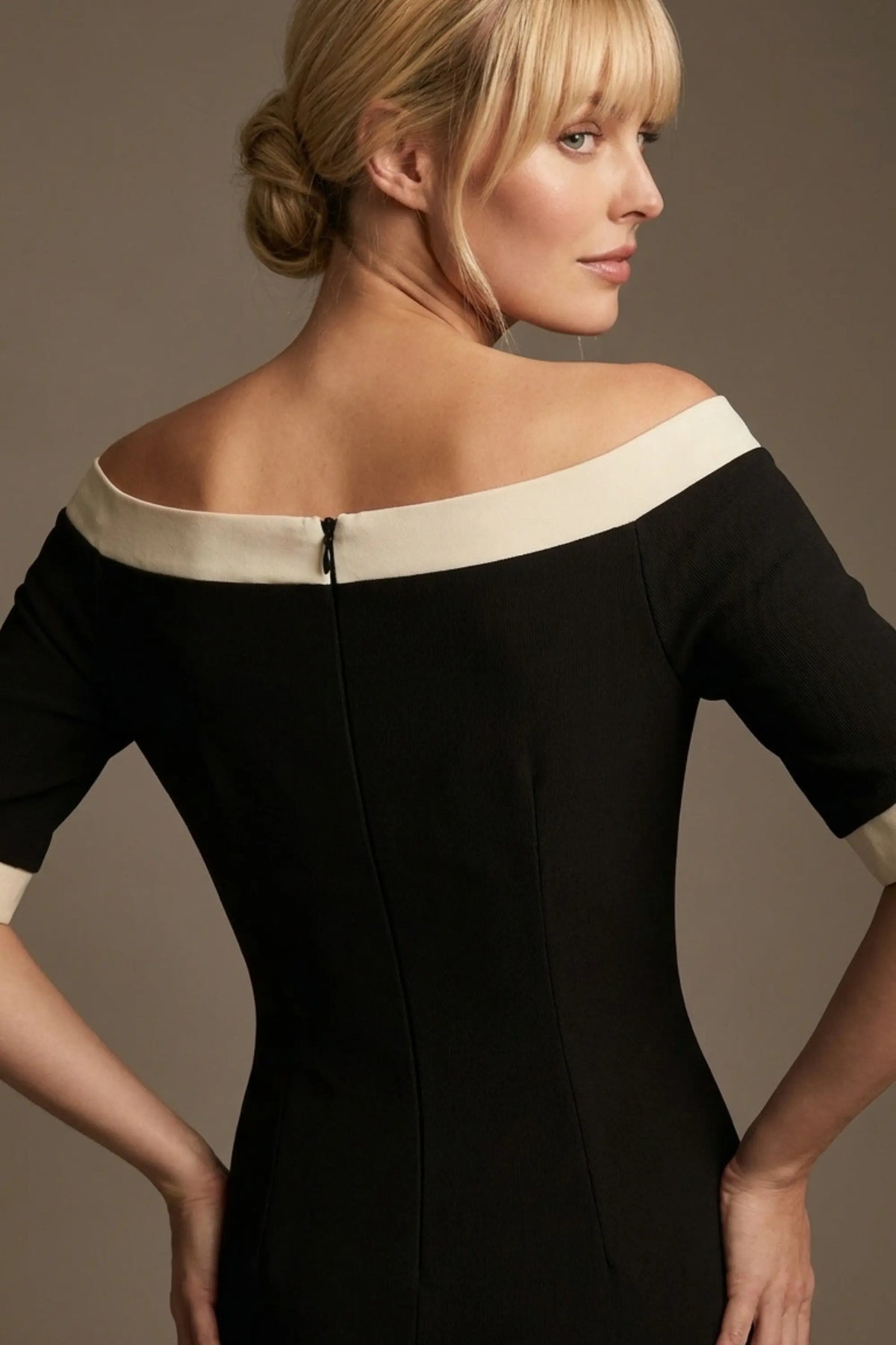 Brea Contrast Off-The-Shoulder Midi Dress – detail