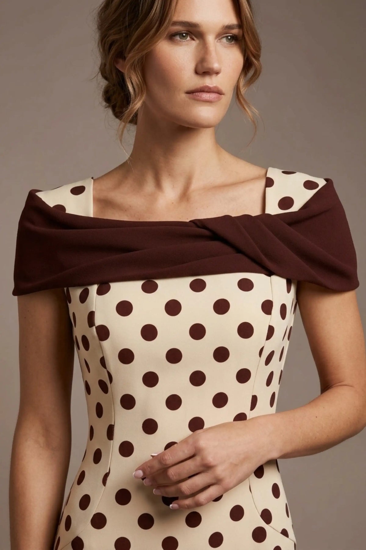 Norfolk Contrast Spot Shawl Dress – Diva Catwalk, image 8