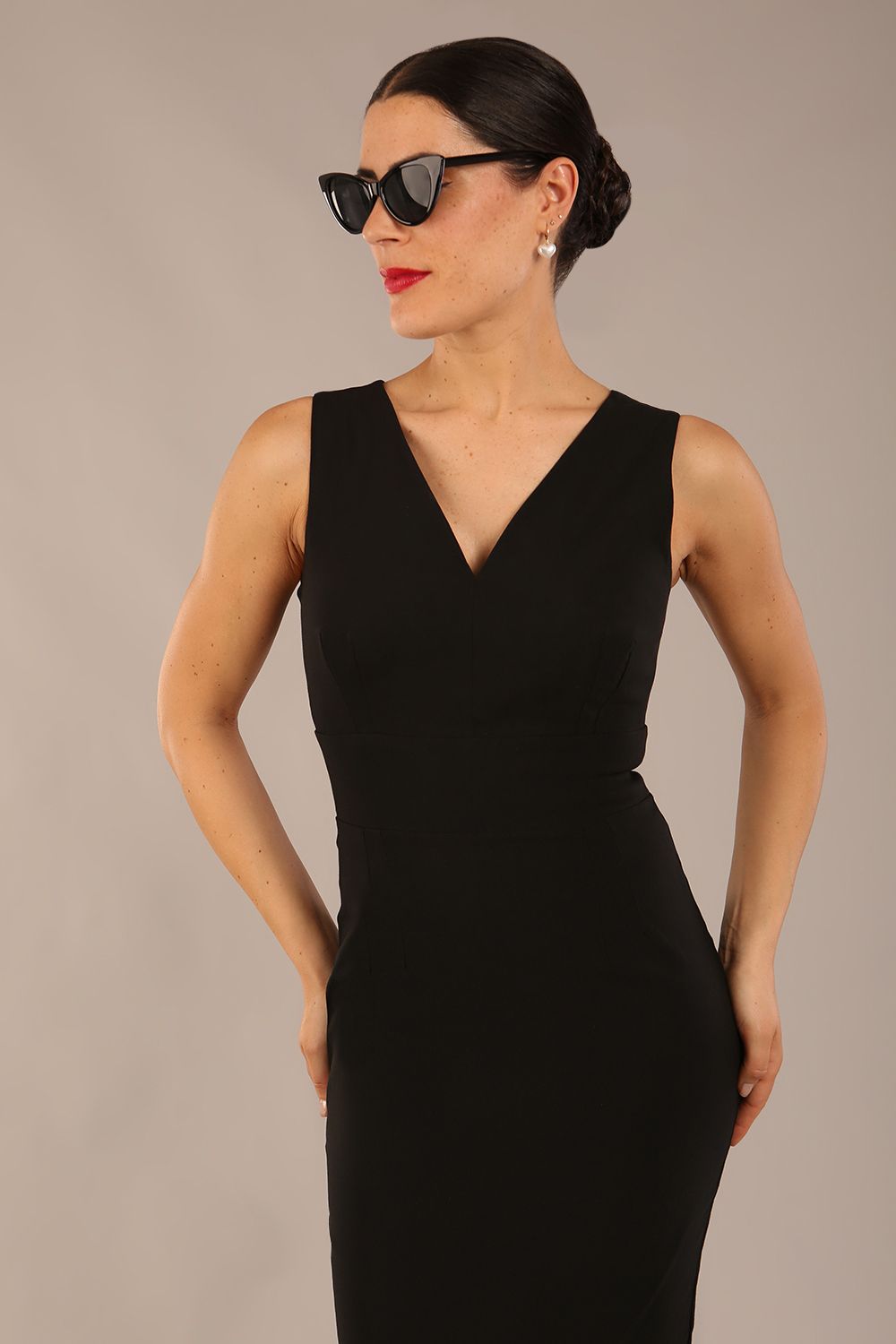 Carrie Sleeveless Pencil Wiggle Dress in Black – Diva Catwalk, image 1
