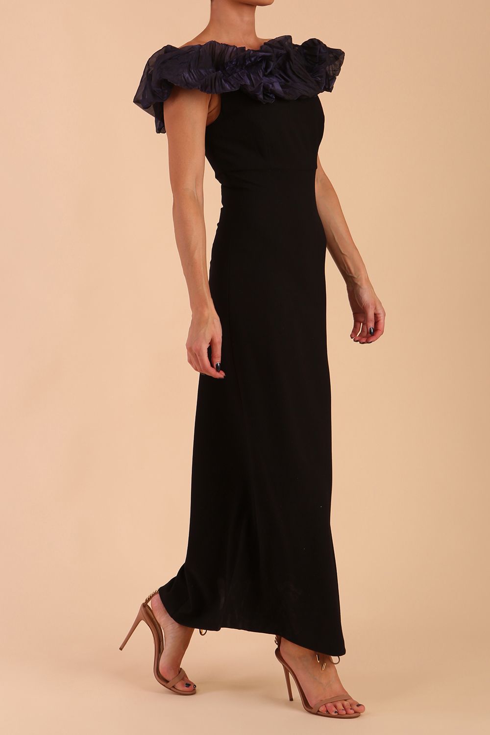Classique Off Shoulder Maxi Dress in Black and Grey – Diva Catwalk, image 3