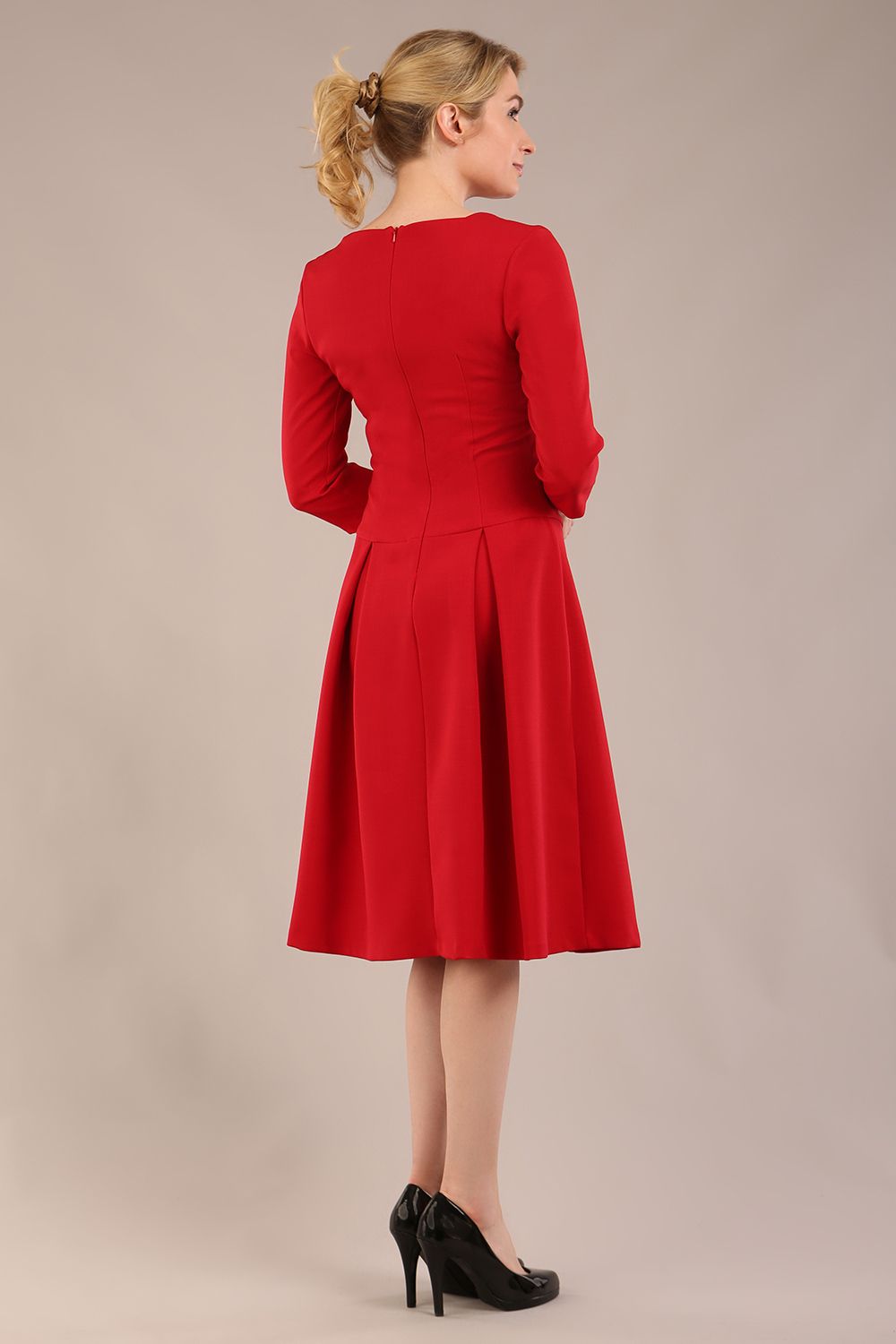 Cordelia Square Neck Pleated Midi A-line Dress – Diva Catwalk, image 4