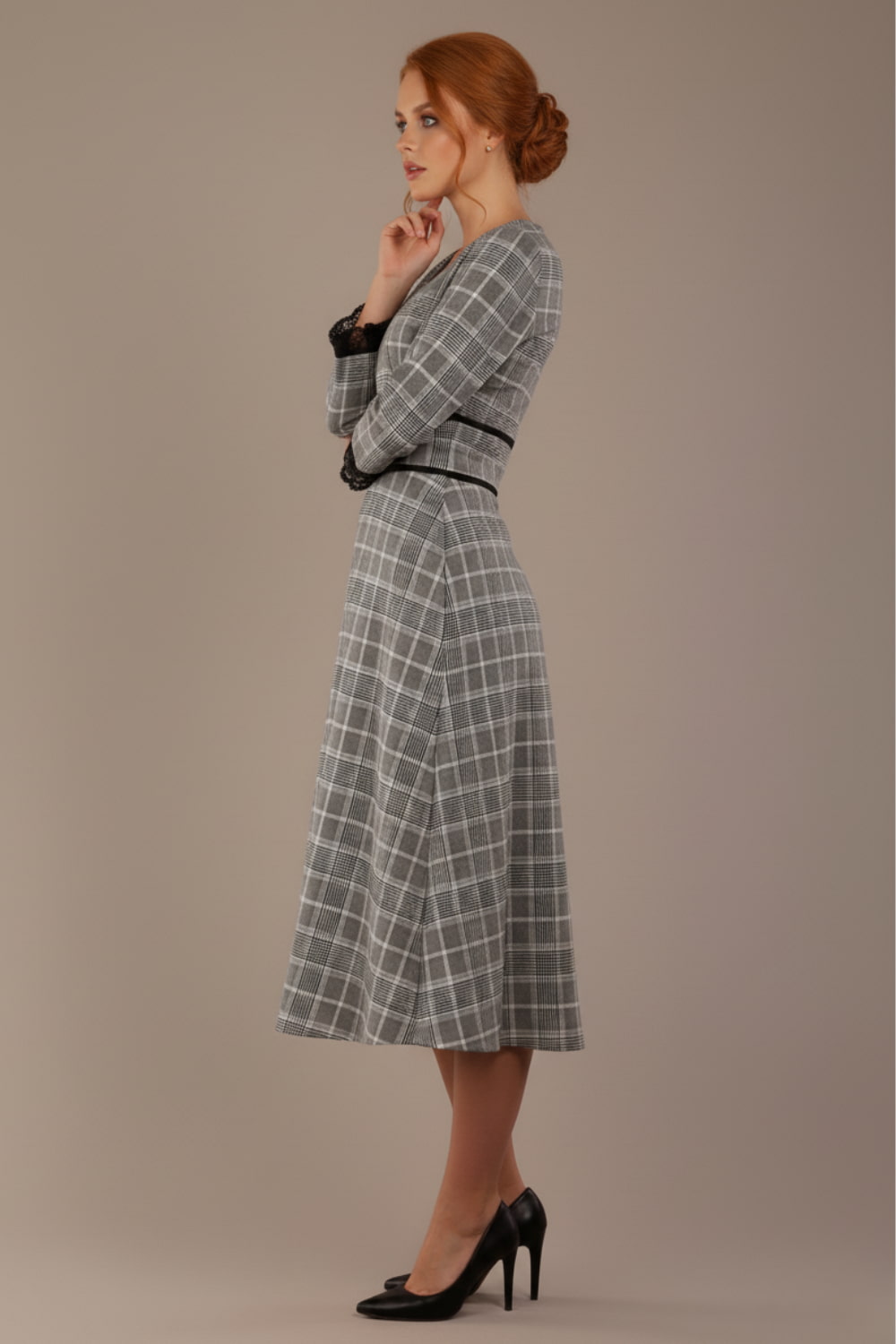 Hendricks V-Neck Check Midi Dress 