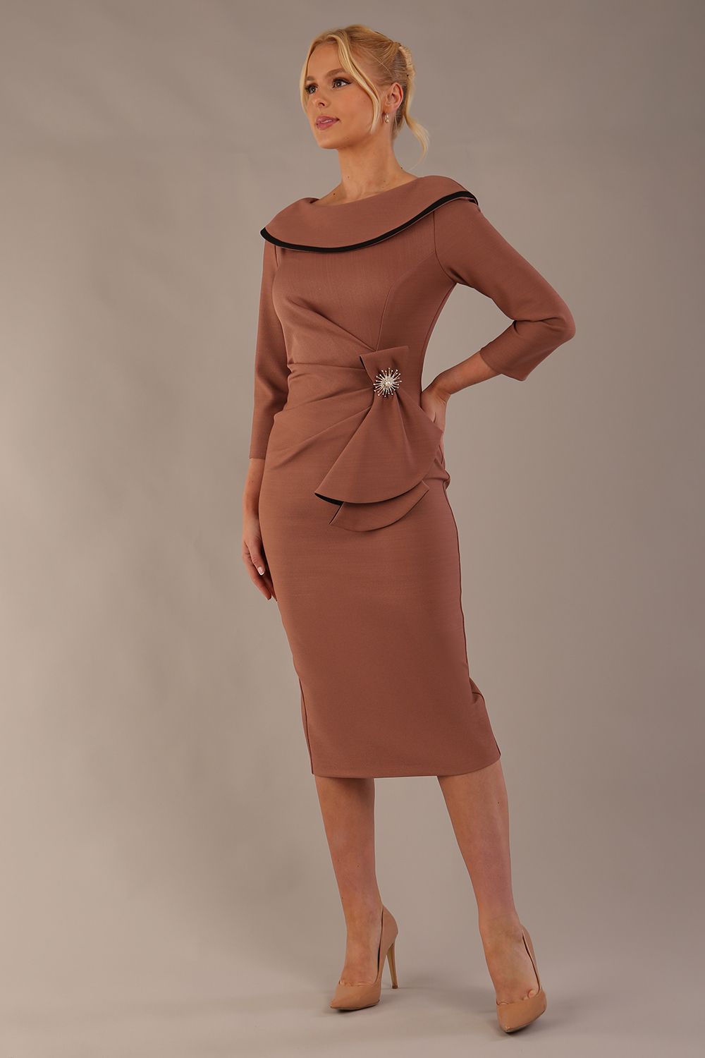 Seed Elsye 3/4 Sleeve Midi Length Pencil Dress in Acorn Brown / Black Contrast – Diva Catwalk, image 6