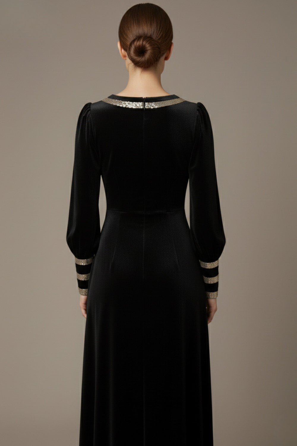 Spinetti Long-Sleeved Jewelled Velvet Midi Dress – Diva Catwalk, image 15