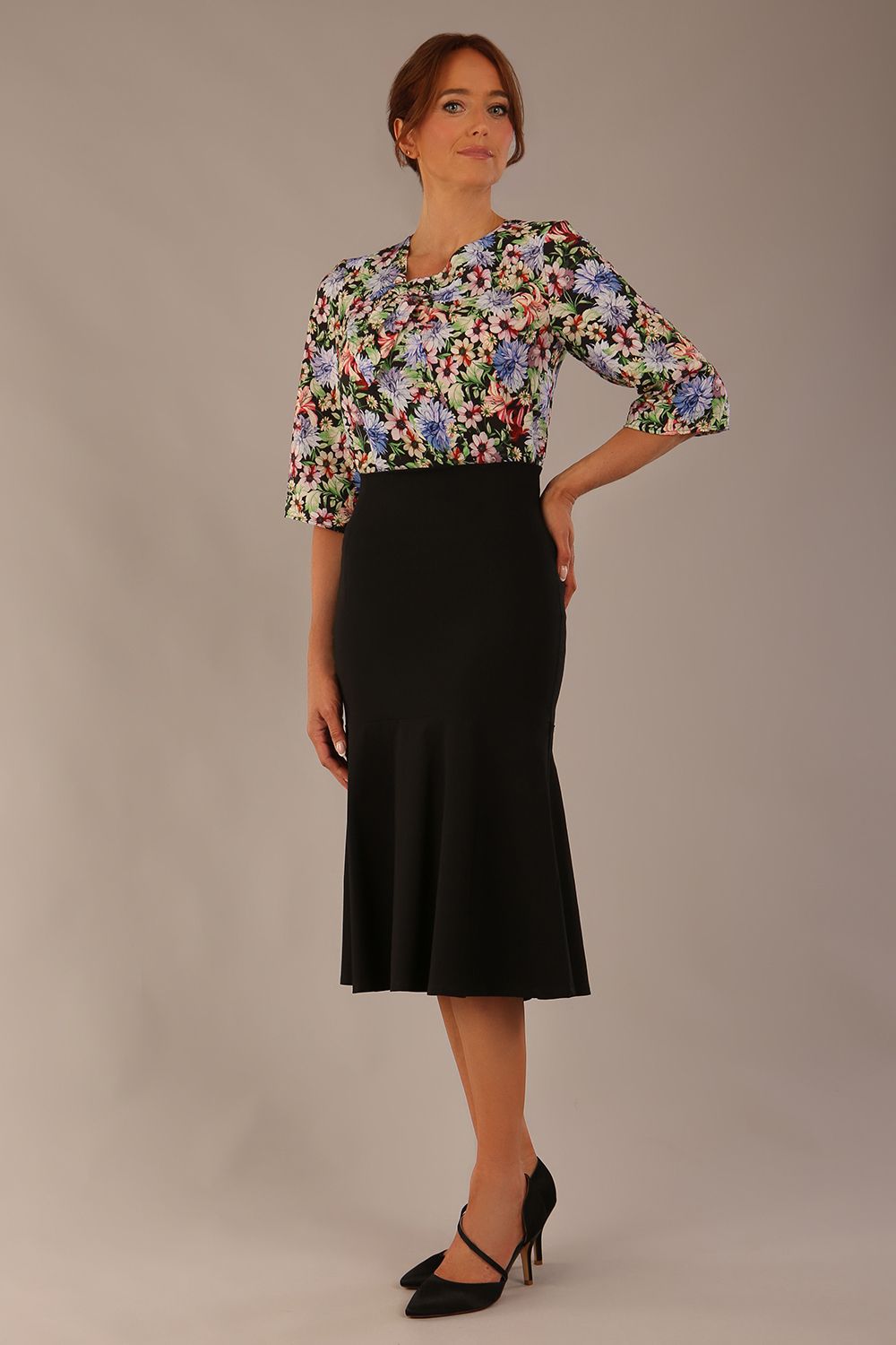 Suki Asymmetric Draped Top – Diva Catwalk, image 9