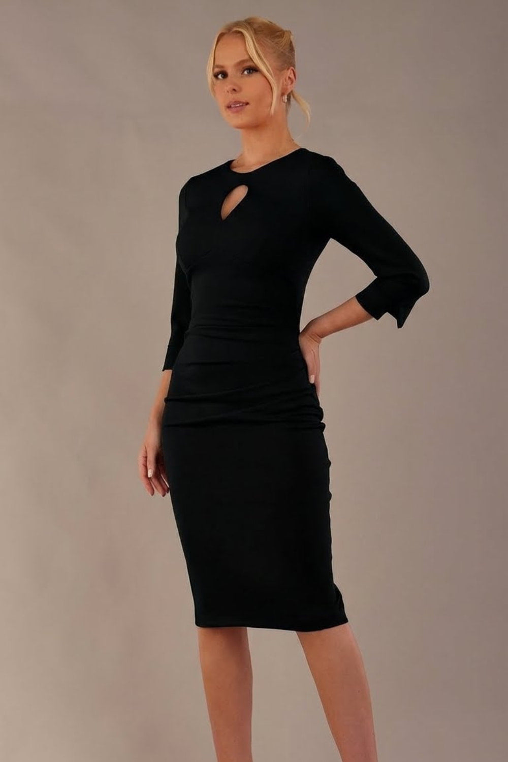 Yasmeen Keyhole Pleated Pencil Dress in Black – Diva Catwalk, image 7