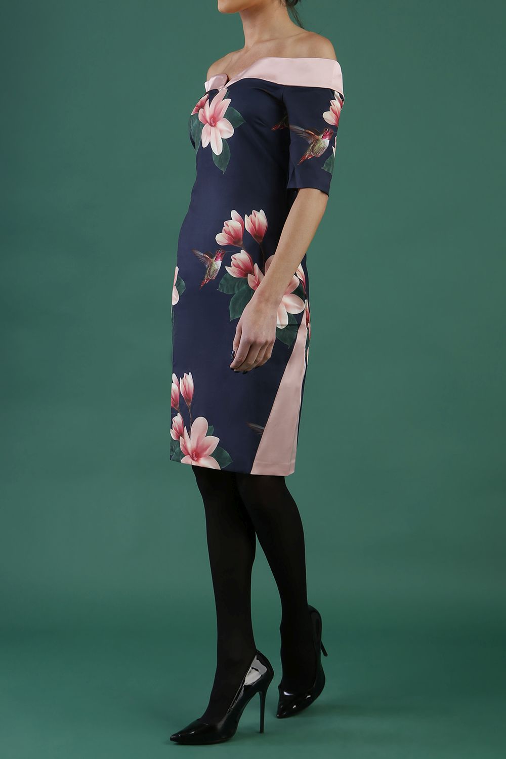 HYBRID LAURIE OFF SHOULDER PRINT DRESS 