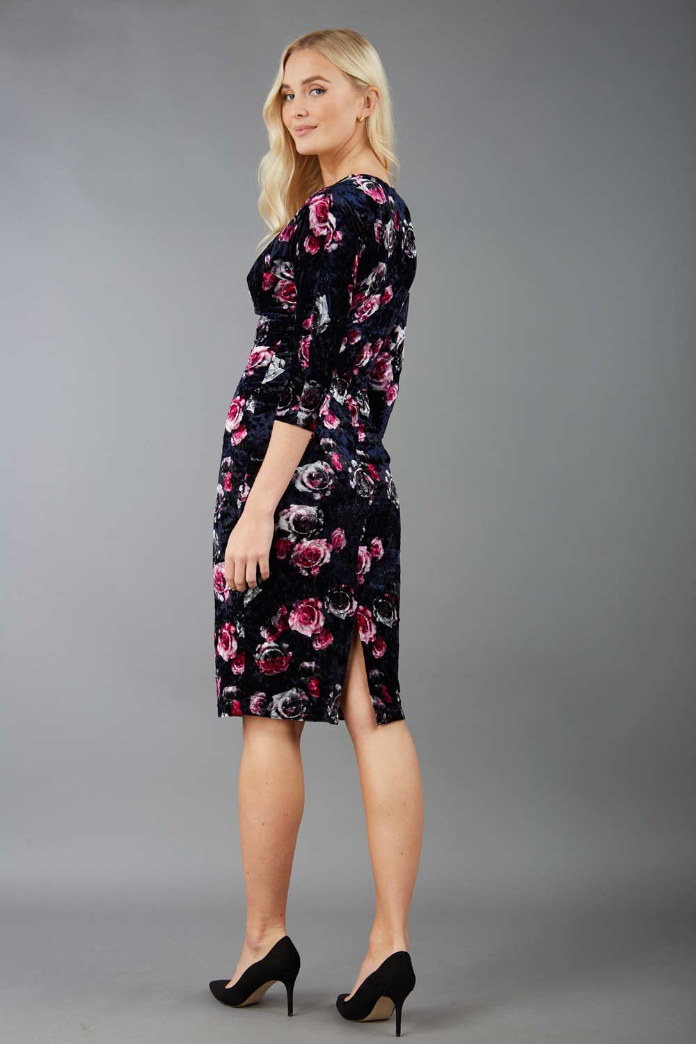Madelyn Floral Velvet Pencil Dress – Diva Catwalk, image 2